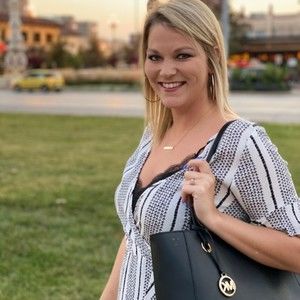 Meet your Posher, Tori